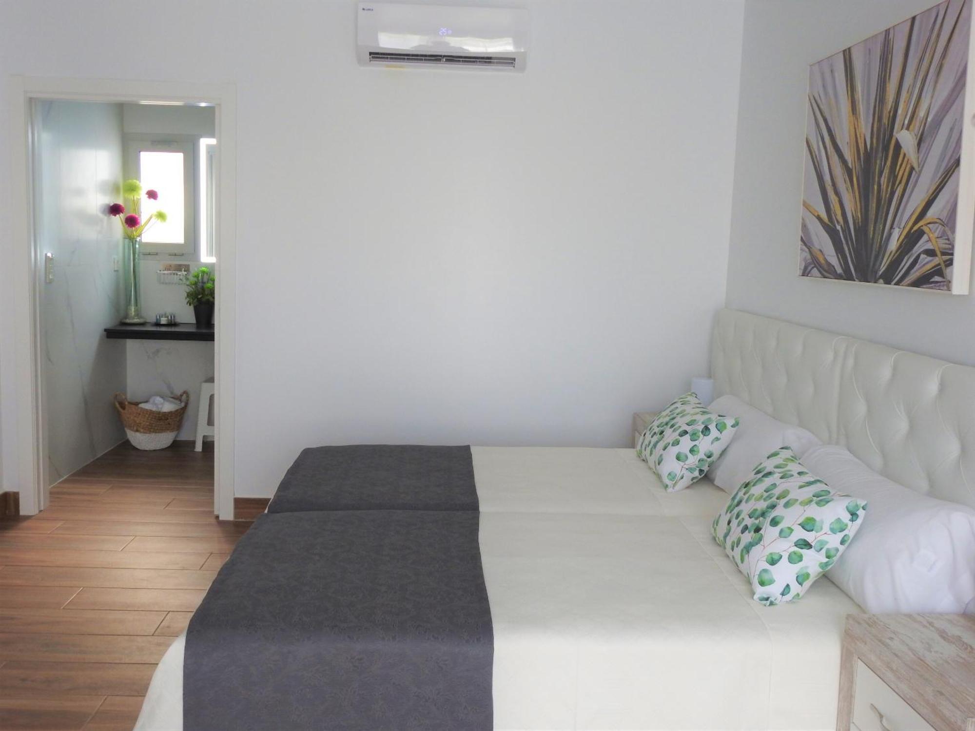 Sandra Rooms Alicante Exteriör bild